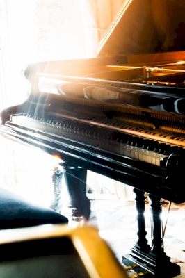 Accord d’un magnifique Bechstein intégralement restauré chez un client à L’isle sur la Sorgue