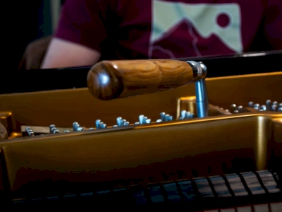 Accord d'un très beau Steinway & Sons modèle B chez le maestro Myung-Whun Chung à Eygalières Accord d'un très beau Steinway & Sons modèle B chez le maestro Myung-Whun Chung à Eygalières